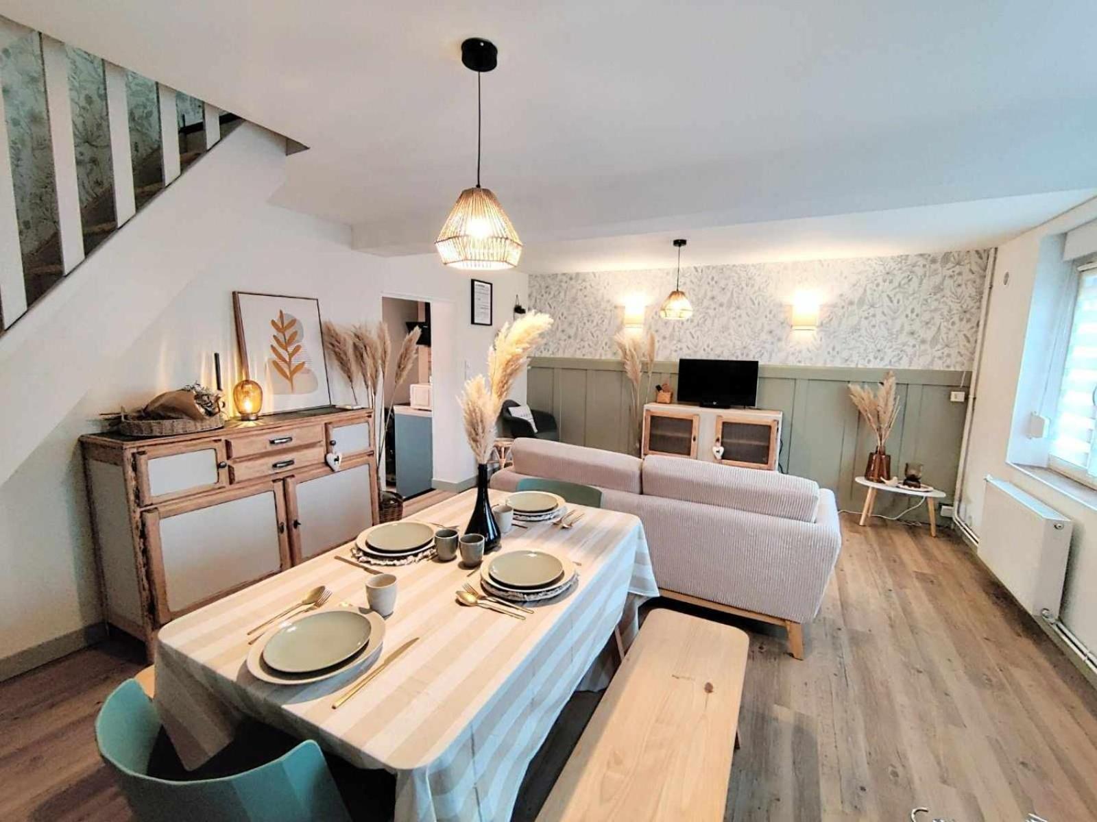 La Petite Flanerie Villa Mondrepuis Bagian luar foto